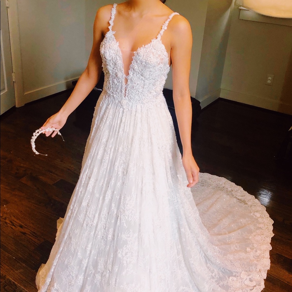 Colombian designer one of a kind Wedding Dress